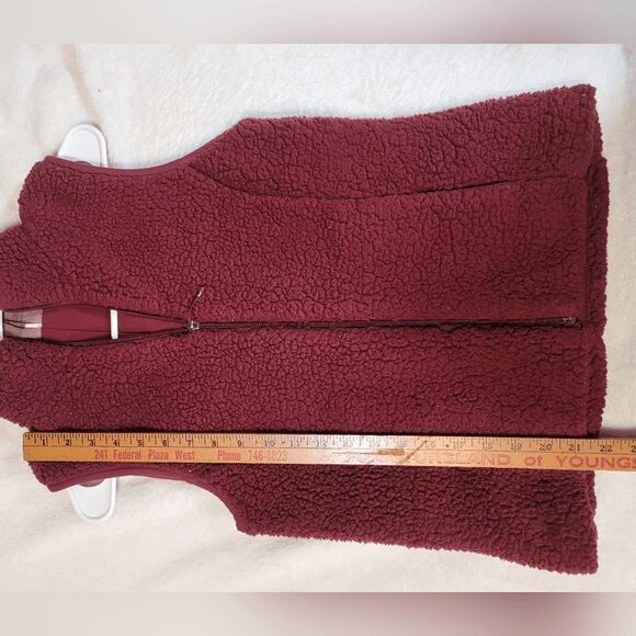 Calia By Carrie Underwood Sherpa Vest Burgundy XS - Picture 8 of 9